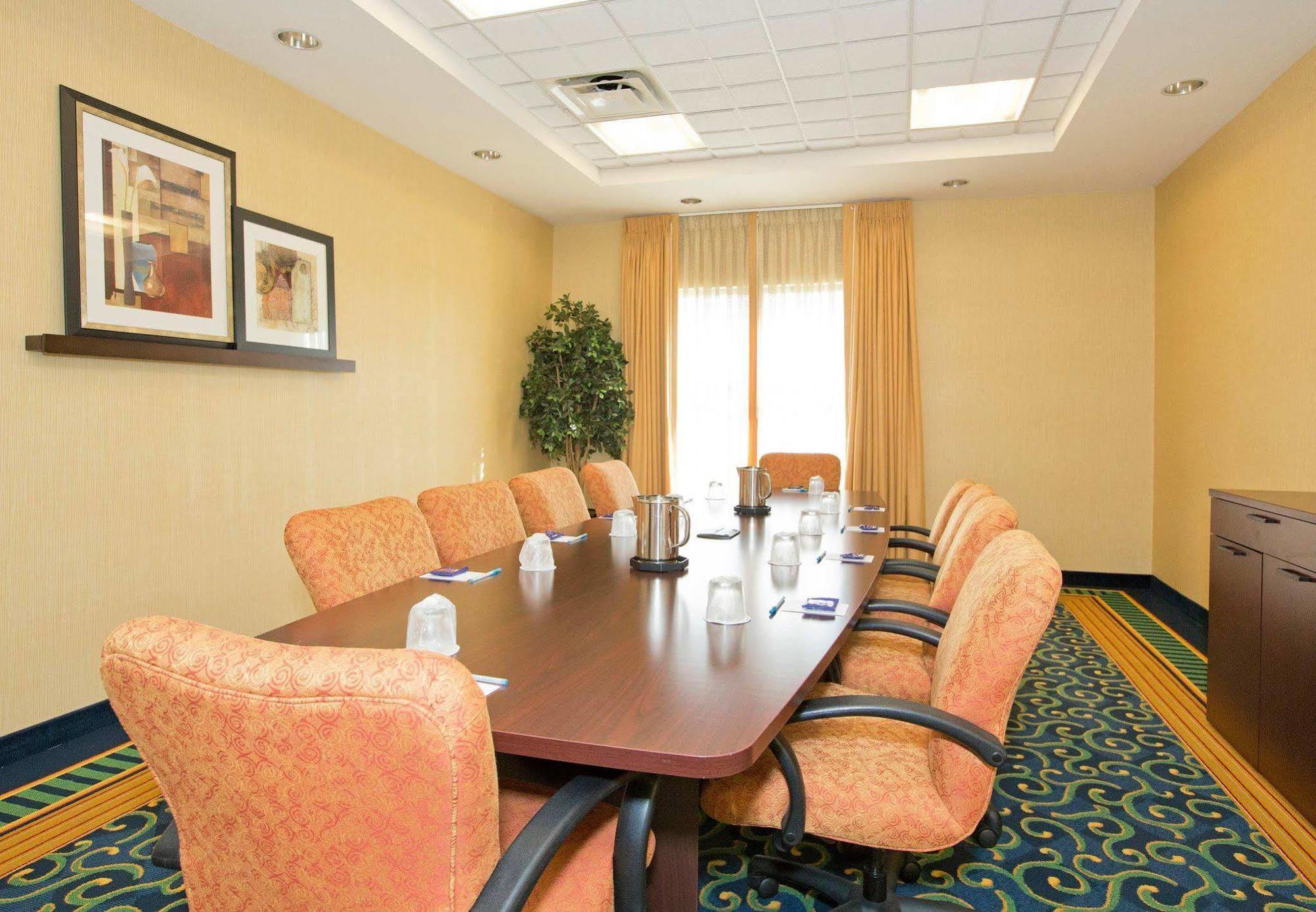 Springhill Suites By Marriott Wheeling Triadelphia Area Exterior foto